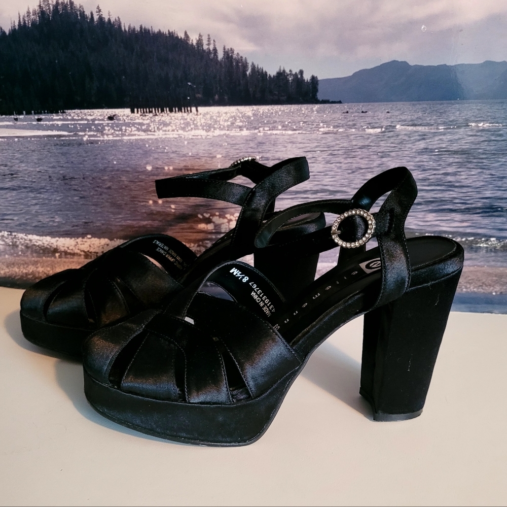 Elle Menno Chunky Heel Platforms
